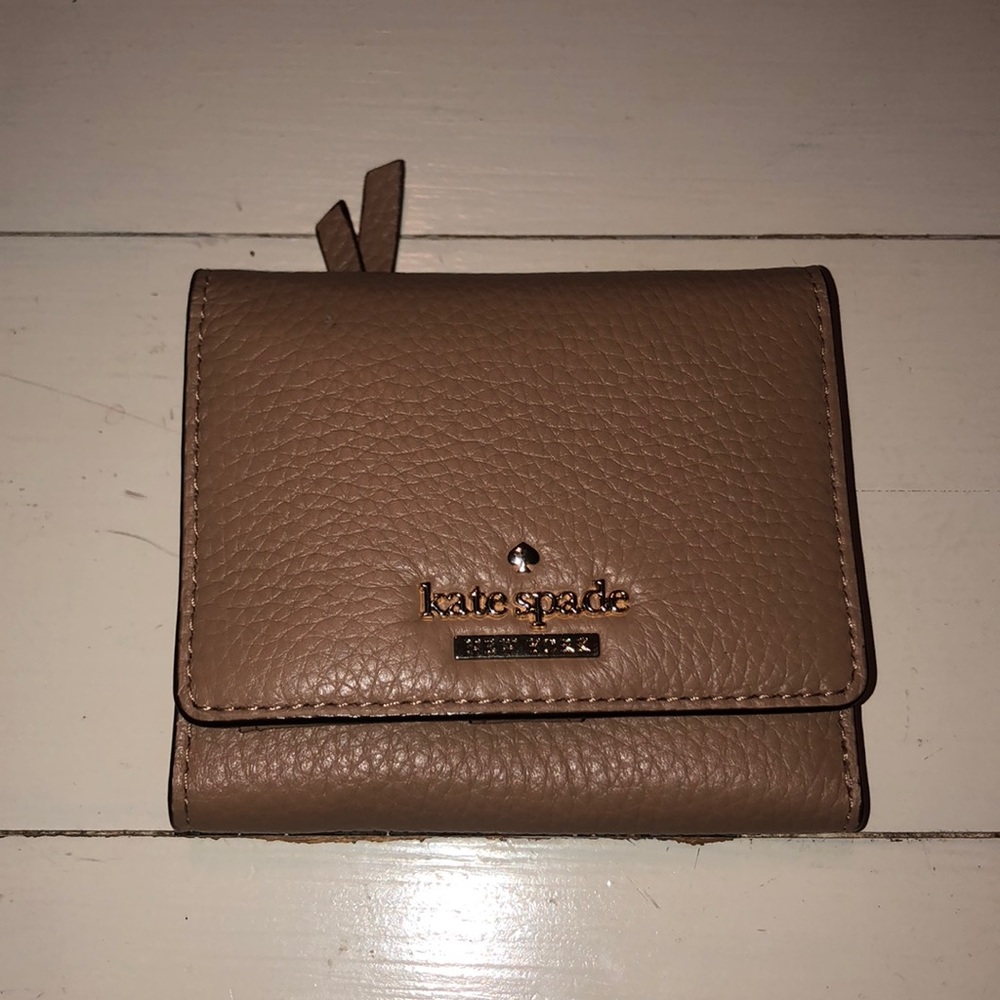 Brand new Kate spade wallet